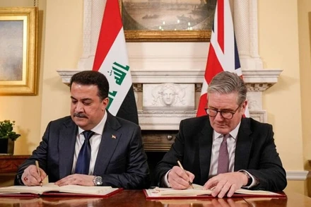 Iraq và Anh ký thỏa thuận hợp tác trong lĩnh vực dầu khí. (Ảnh Iraqi News)