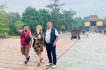 Du lịch Việt Nam phấn đấu đón ít nhất 25 triệu khách quốc tế năm 2025.