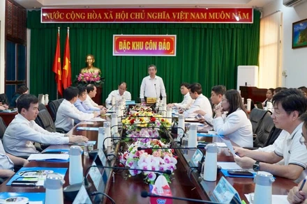 Quang cảnh buổi làm việc.