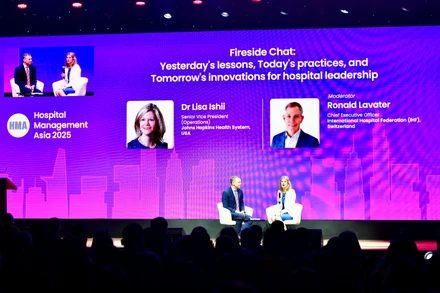 Phiên thảo luận tại Hội nghị quản lý bệnh viện châu Á lần thứ 24. 