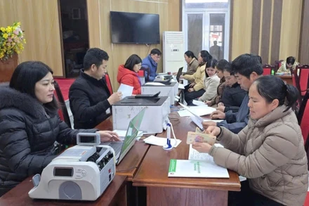 Hiện toàn tỉnh Cao Bằng duy trì 161/161 điểm giao dịch của Ngân hàng Chính sách xã hội tại tất cả 56 xã, phường sau sáp nhập.