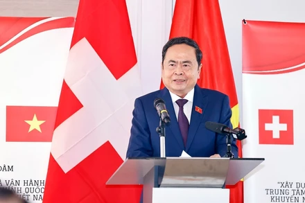 Chủ tịch Quốc hội Trần Thanh Mẫn phát biểu khai mạc Tọa đàm "Xây dựng và vận hành Trung tâm tài chính quốc tế và khuyến nghị cho Việt Nam". (Ảnh: TTXVN)