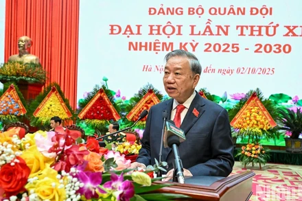 Tổng Bí thư Tô Lâm, Bí thư Quân ủy Trung ương phát biểu chỉ đạo Đại hội.