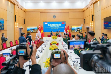 Đối thoại Chính sách Quốc phòng Việt Nam-Singapore lần thứ 16 đã diễn ra tại Đà Nẵng.