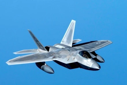 Mỹ điều động thêm 6 tiêm kích tàng hình F-22 tới Trung Đông