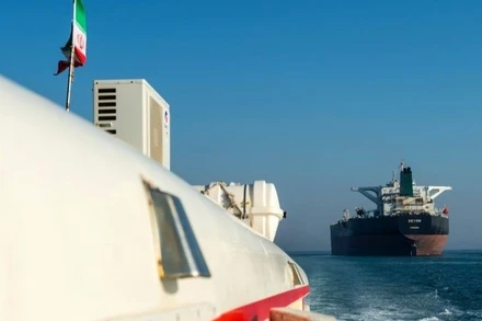 Mỹ áp đặt trừng phạt hơn 30 cá nhân và tàu thuyền Iran