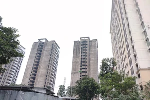 Một dự án nhà ở xã hội tại Khu đô thị Pháp Vân-Tứ Hiệp (Hà Nội) bị chậm tiến độ.