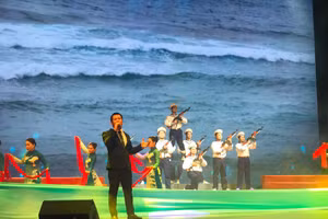 Biển đảo quê hương là một chủ đề được đề cập trong Ngày thơ Việt Nam năm 2025. Ảnh Tú Nhi 