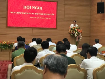 Hội nghị Ban chấp hành Đảng bộ tỉnh Hưng Yên mới thông qua nhiều nội dung quan trọng.