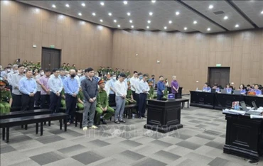 Các bị cáo tại phiên tòa sơ thẩm.