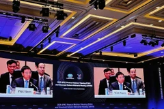 Bộ trưởng Tài chính Nguyễn Văn Thắng tham dự Hội nghị Bộ trưởng Tài chính APEC lần thứ 32 tại Incheon (Hàn Quốc).