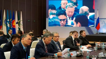 Đại tướng Tô Lâm, Ủy viên Bộ Chính trị, Bộ trưởng Công an phát biểu tại phiên toàn thể. (Ảnh: KHẮC LONG)