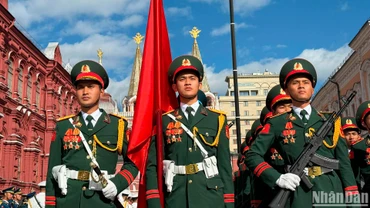 Đoàn Quân đội nhân dân Việt Nam tham gia tổng duyệt cho Lễ duyệt binh trên Quảng trường Đỏ.