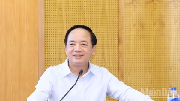 Đồng chí Trịnh Văn Quyết phát biểu chỉ đạo hội nghị.