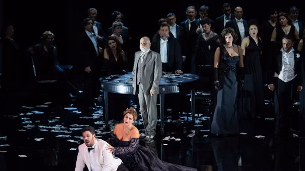 La Traviata - kiệt tác opera hơn 170 năm tuổi của nhà soạn nhạc Giuseppe Verdi sẽ diễn ra trong hai đêm 30 và 31/7/2026. (Nguồn: Nhà hát Hồ Gươm)