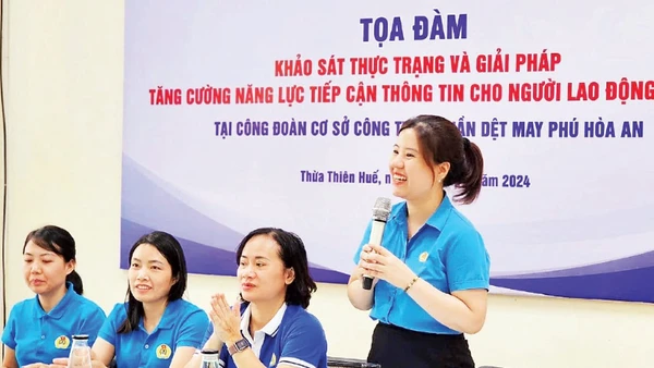 Tăng cường năng lực tiếp cận thông tin cho người lao động ngành dệt may.