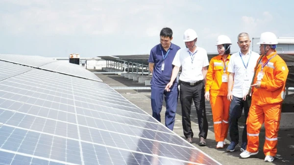 Hệ thống điện mặt trời mái nhà được lắp đặt tại Công ty TNHH Crystal Martin Việt Nam, tỉnh Bắc Ninh.