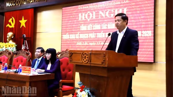 Bí thư Tỉnh ủy Đắk Lắk Lương Nguyễn Minh Triết phát biểu chỉ đạo tại hội nghị tổng kết năm 2025, triển khai kế hoạch phát triển kinh tế-xã hội năm 2026 do Ủy ban nhân dân tỉnh tổ chức.