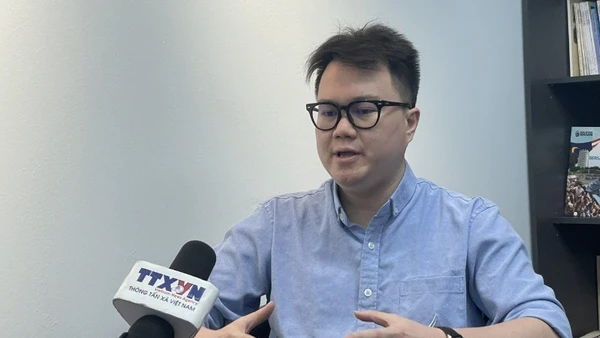 Ông Enzo Sim Hong Jun trả lời phỏng vấn phóng viên TTXVN tại Kuala Lumpur. (Ảnh: THÀNH TRUNG-PV TTXVN tại Malaysia)