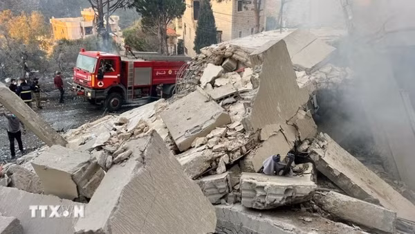 Ngôi nhà bị phá hủy sau cuộc không kích của Israel xuống Jbaa, miền Nam Lebanon ngày 4/12/2025. (Ảnh: THX/TTXVN)