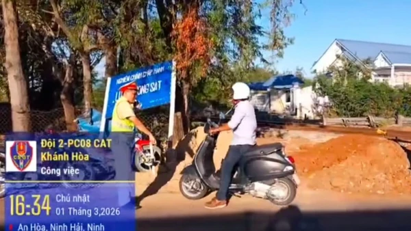 Ngày 1/3, lực lượng Cảnh sát giao thông trên toàn quốc đã phát hiện, xử lý 176 trường hợp vi phạm tại các đường ngang đường sắt.