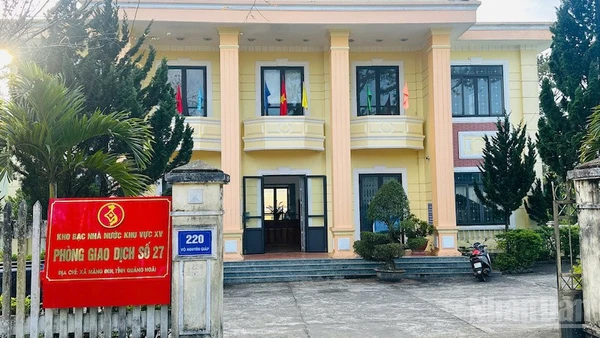 Trụ sở Phòng giao dịch số 27-Kho bạc Nhà nước khu vực XV tại xã Măng Đen, tỉnh Quảng Ngãi.