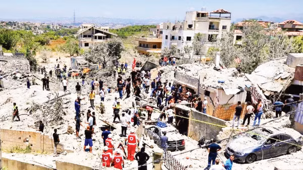 Một địa điểm ở miền nam Liban bị phá hủy trong đợt không kích của Israel. (Ảnh: TÂN HOA XÃ)