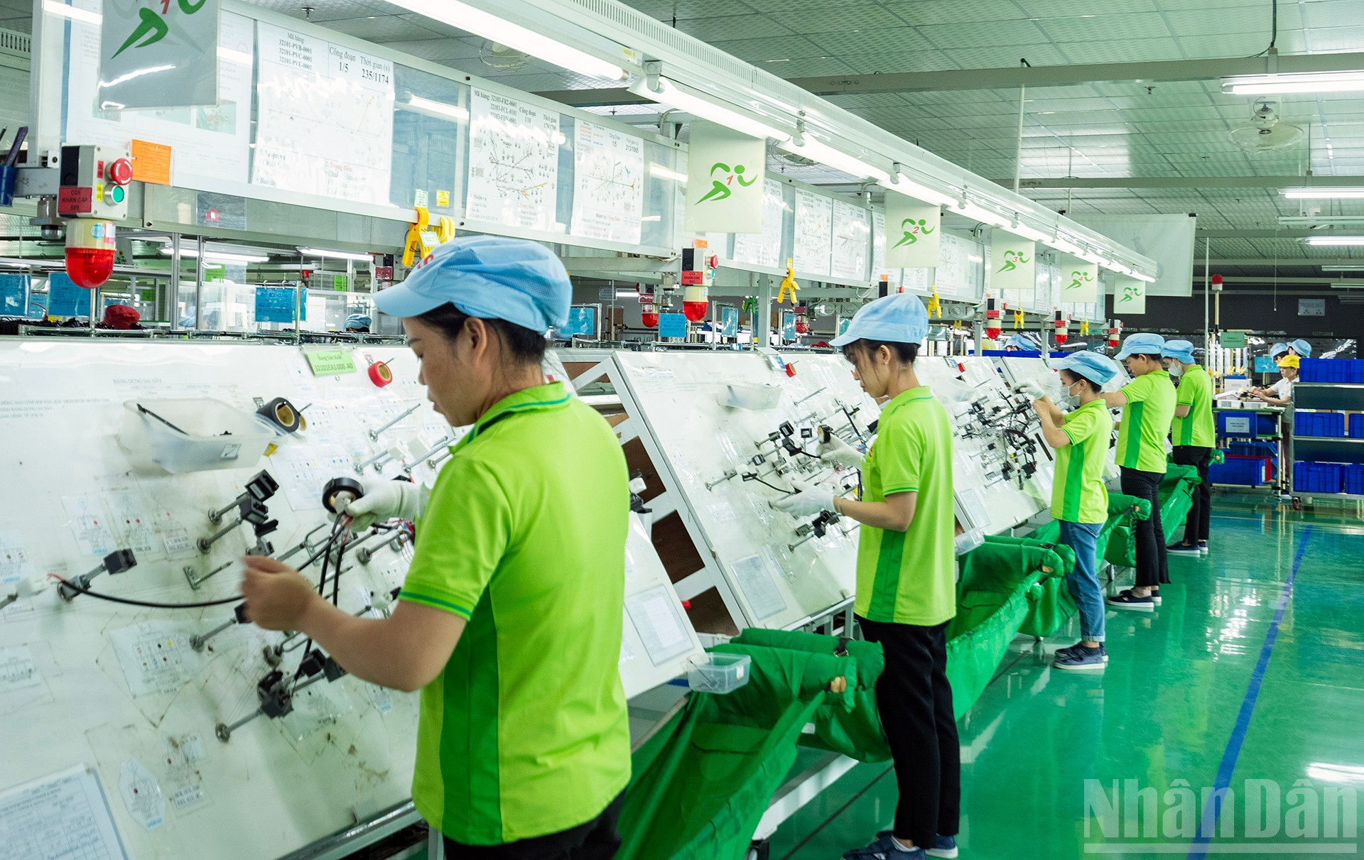 Sản xuất, lắp ráp dây cáp điện tại Công ty TNHH Interconnect Power & Signal. ndo_br_002.jpg