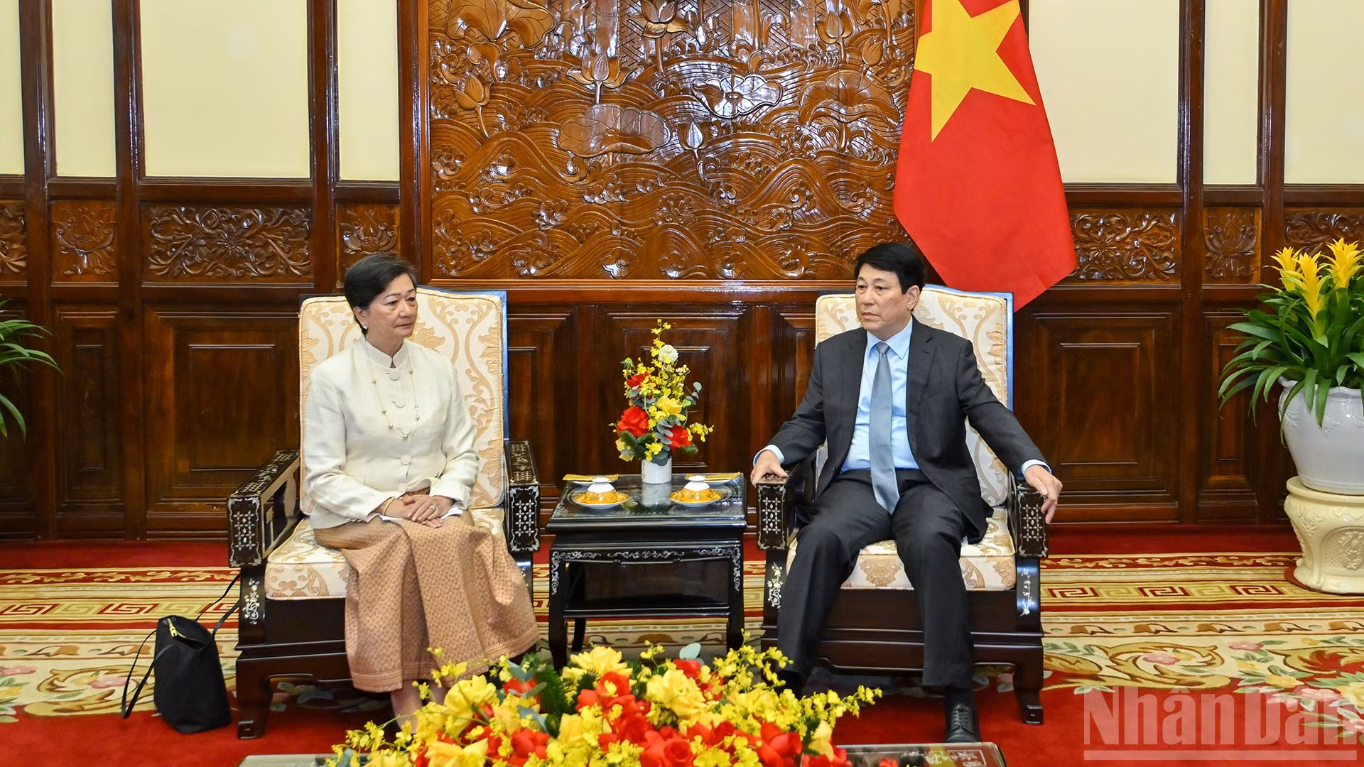 Chủ tịch nước Lương Cường tiếp Đại sứ Campuchia tại Việt Nam Chea Kimtha.