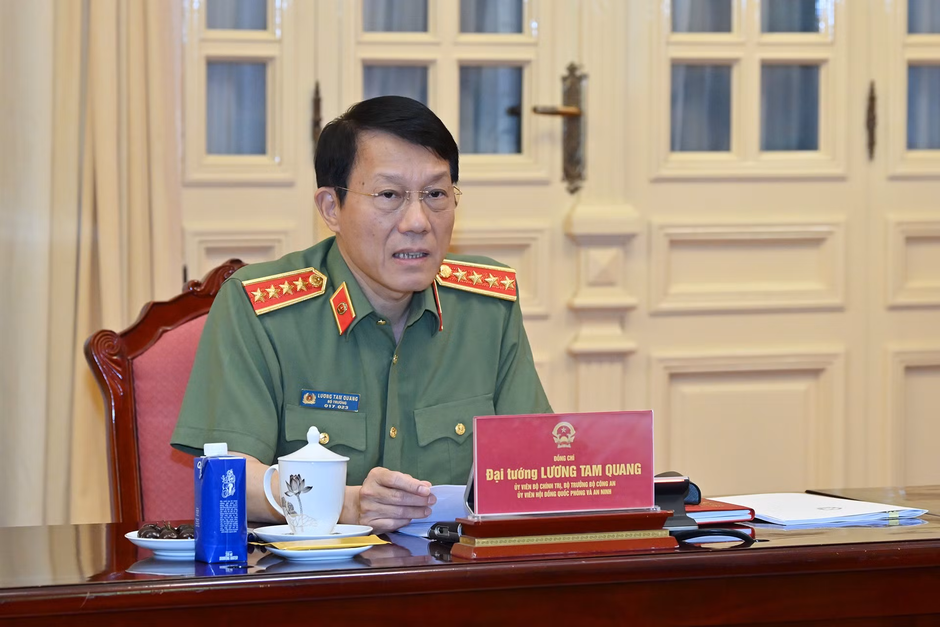 chi-1381.jpg
