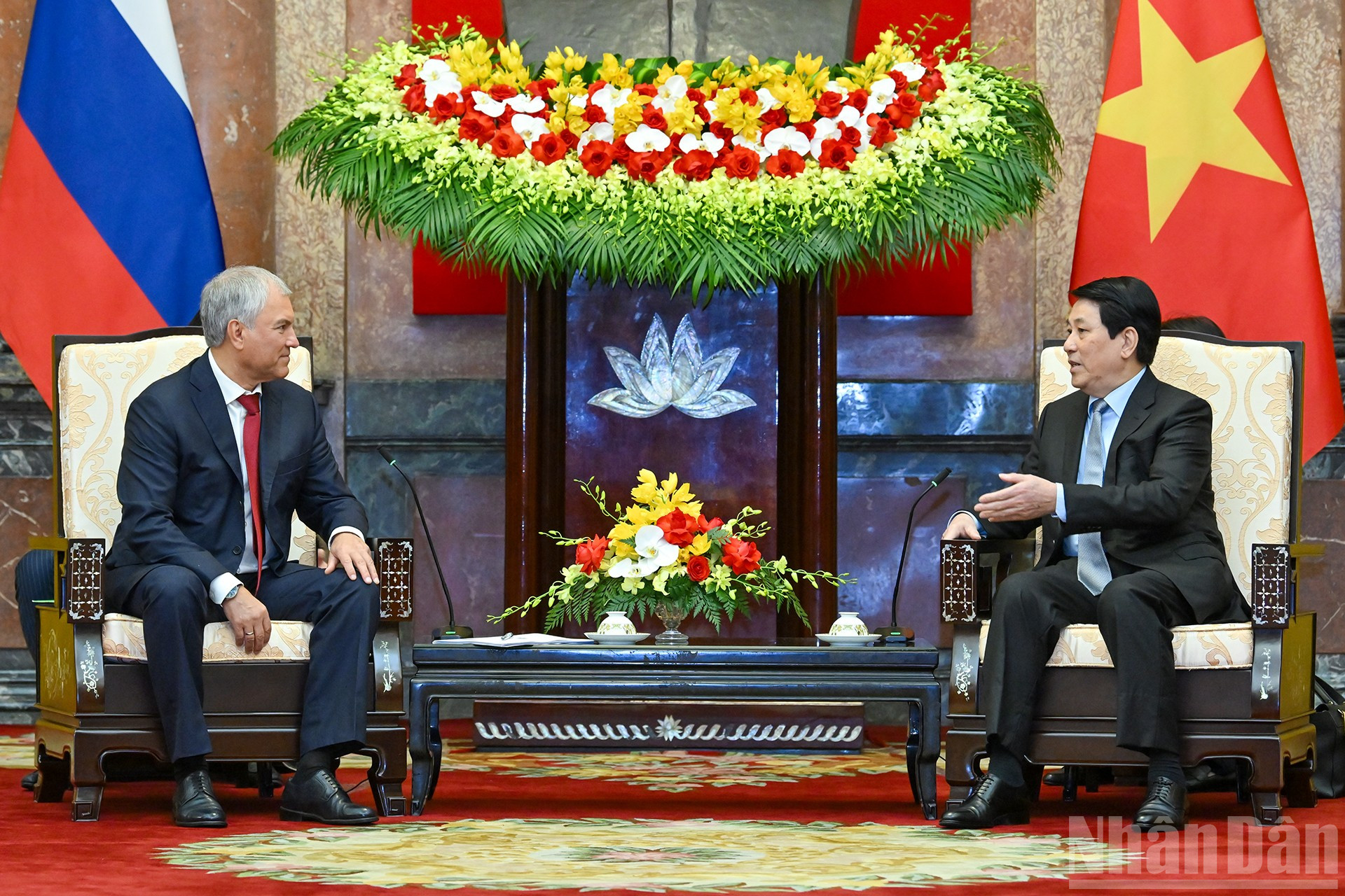 Chủ tịch nước Lương Cường tiếp Chủ tịch Duma Quốc gia Quốc hội Liên bang Nga Vyacheslav Volodin. ndo_br_3.jpg