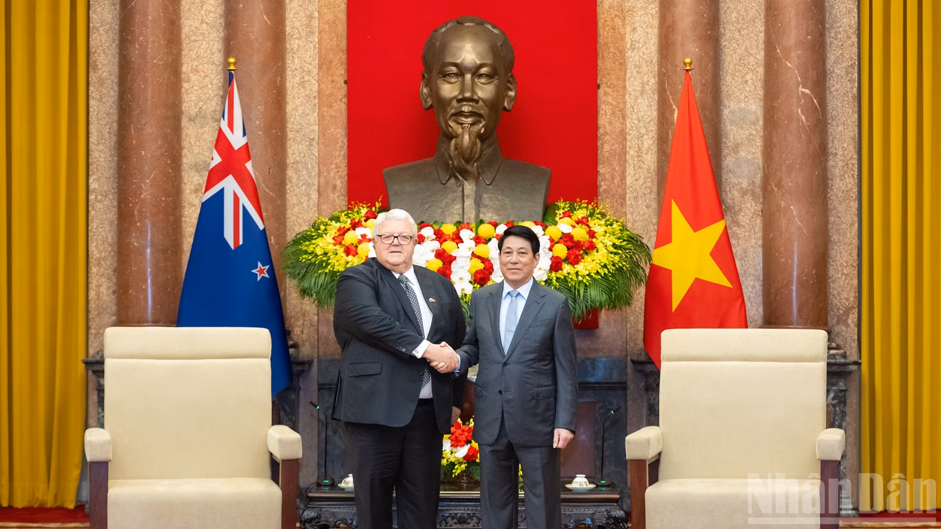 Chủ tịch nước Lương Cường và Chủ tịch Quốc hội New Zealand Gerry Brownlee.