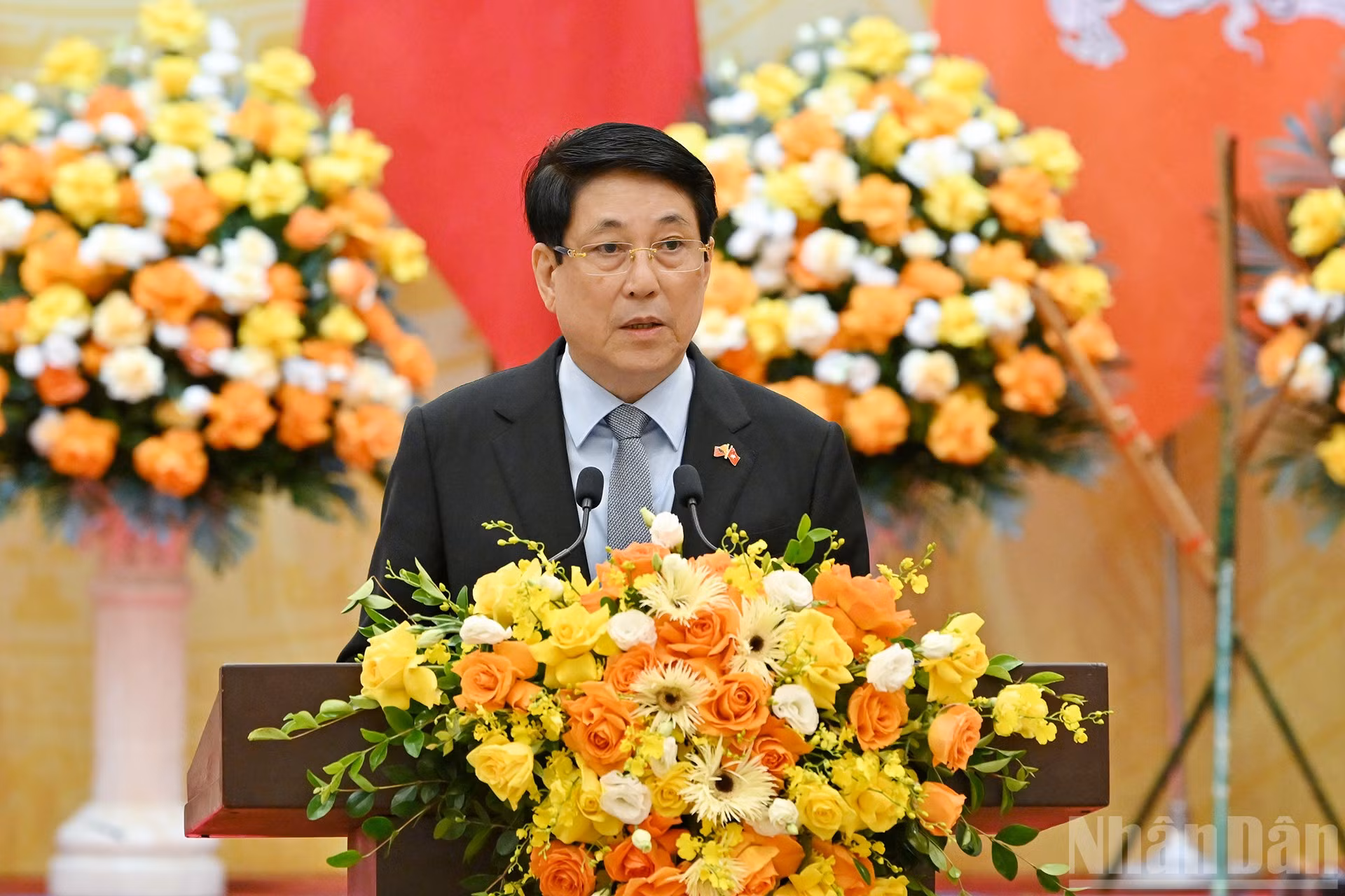 ndo_br_9-5122.jpg