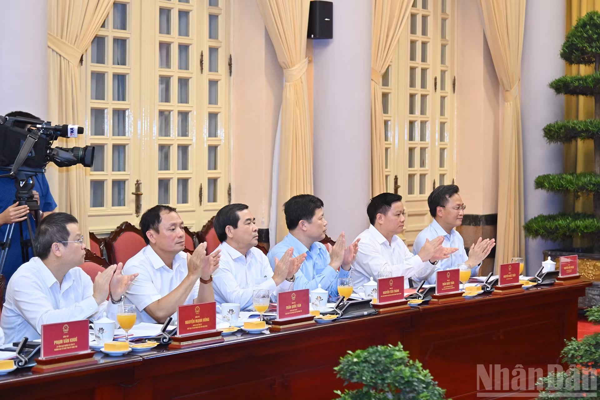 ndo_br_3-4138.jpg
