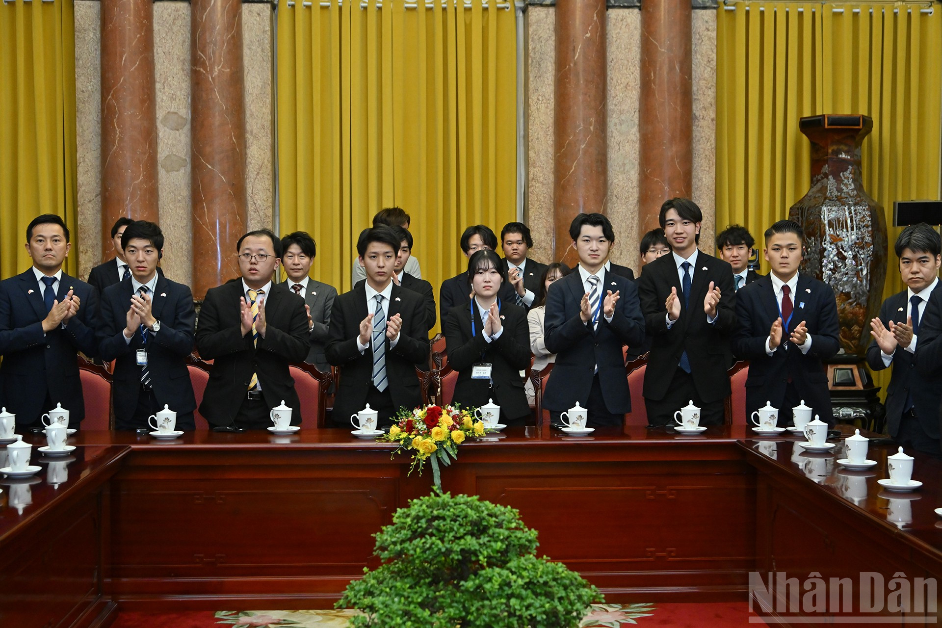 Members of the Liberal Democratic Party of Japan Youth Delegation attended the reception. ndo_br_5.jpg