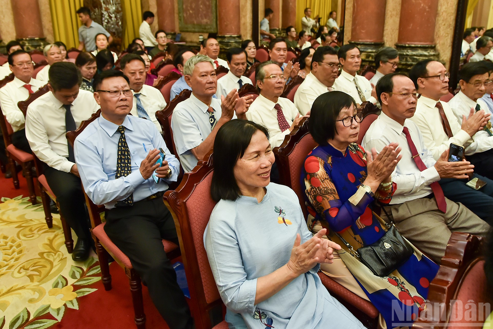 Các đại biểu là cán bộ Hội Khuyến học tiêu biểu toàn quốc tham dự buổi gặp mặt. ndo_br_5.jpg