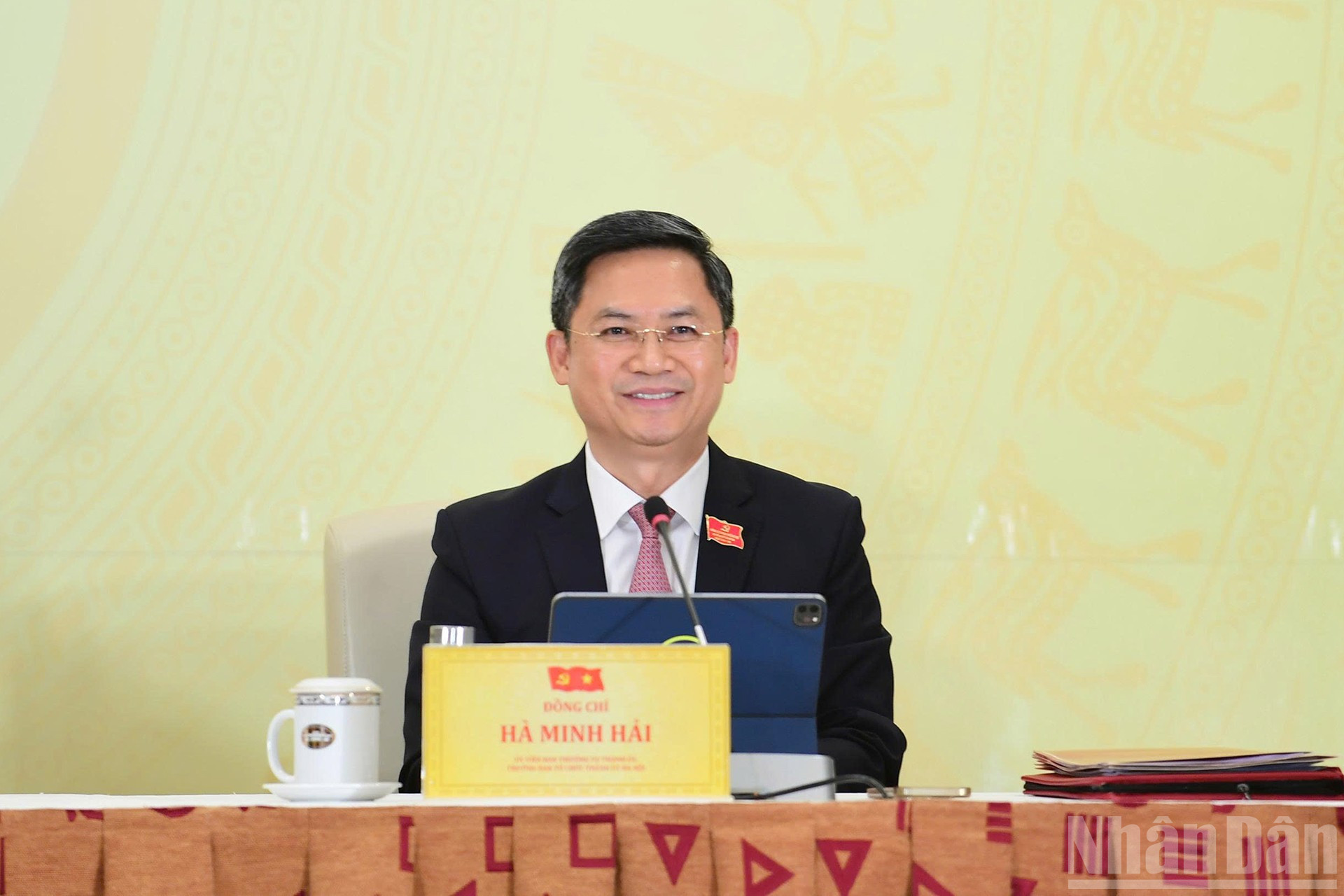 Trưởng ban Tổ chức Thành ủy Hà Nội Hà Minh Hải trả lời câu hỏi tại họp báo. ndo_br_15.jpg