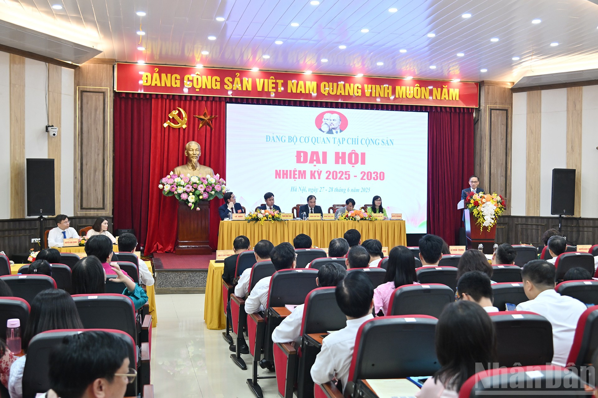Quang cảnh Đại hội Đảng bộ cơ quan Tạp chí Cộng sản nhiệm kỳ 2025-2030. ndo_br_13.jpg