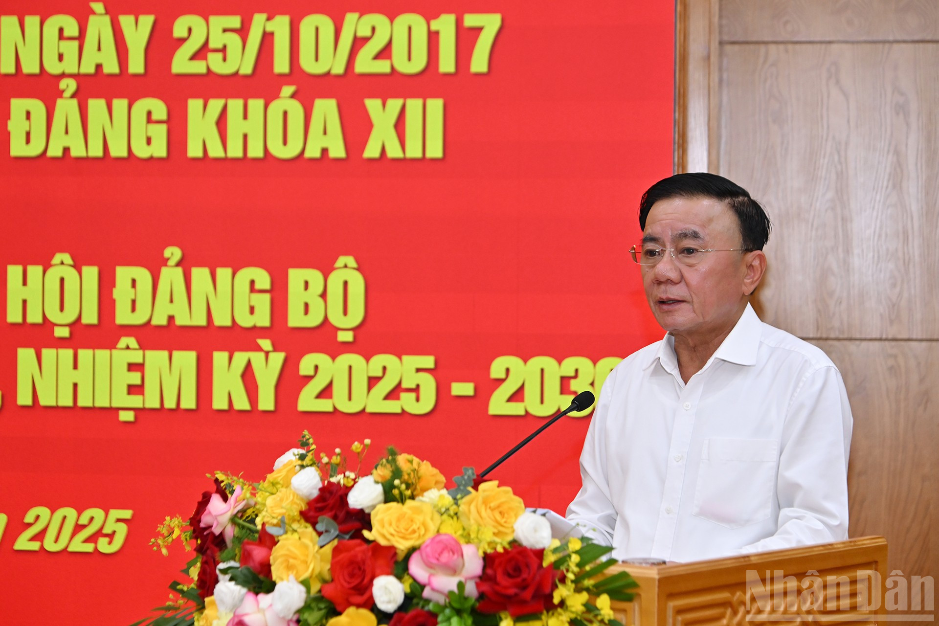 Thường trực Ban Bí thư Trần Cẩm Tú phát biểu chỉ đạo hội nghị. ndo_br_14.jpg