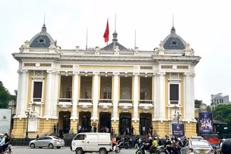 Nhà hát Lớn một trong những điểm du lịch của Hà Nội.