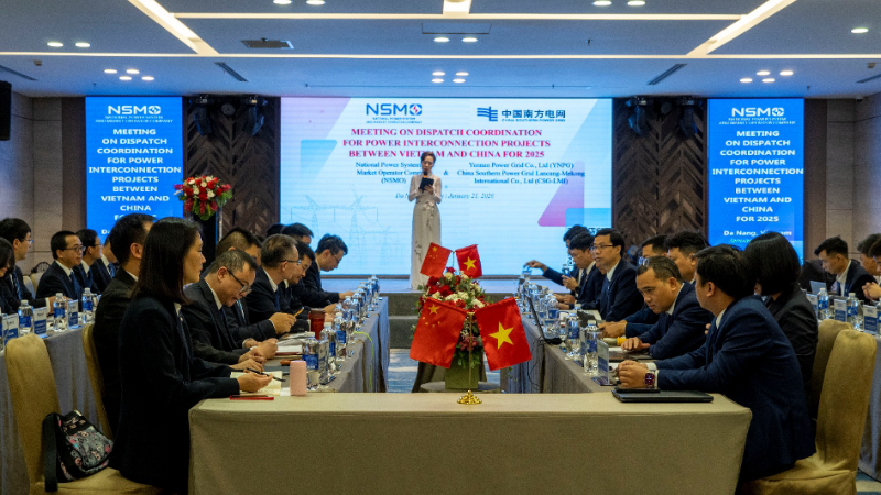 Toàn cảnh Hội nghị phối hợp vận hành lưới điện liên kết Việt Nam - Trung Quốc.