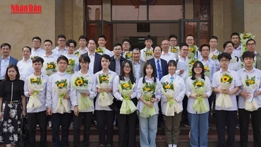 [Video] 37 học sinh lọt danh sách đội tuyển dự thi Olympic khu vực và quốc tế