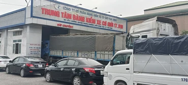 Lượng phương tiện đến kiểm định tại các trung tâm đăng kiểm xe cơ giới tỉnh Thái Bình không đông, do vẫn đang trong thời gian nghỉ lễ.