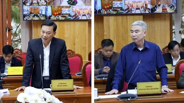 Giám đốc Sở Xây dựng, Giám đốc Sở Tài nguyên và Môi trường Lâm Đồng được cho thôi giữ chức vụ và nghỉ hưu trước tuổi.