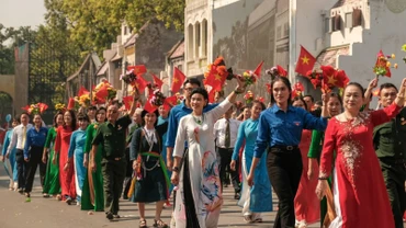 Vận dụng tư tưởng Hồ Chí Minh về đại đoàn kết toàn dân tộc, phát huy sức mạnh nội sinh đưa đất nước vững bước tiến vào kỷ nguyên mới