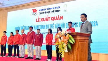 Thứ trưởng Văn hoá, Thể thao và Du lịch Hoàng Đạo Cương phát biểu tại buổi lễ xuất quân. (Ảnh: Cục Thể dục thể thao)