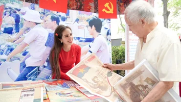 Báo Nhân Dân hòa mình cùng những ngày tháng lịch sử của đất nước.