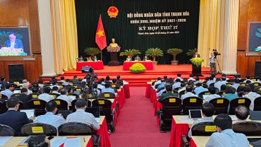 Quang cảnh kỳ họp Hội đồng nhân dân tỉnh Thanh Hóa chiều 13/12.
