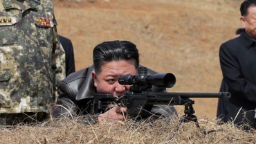 [Video] Ông Kim Jong Un thử súng bắn tỉa thế hệ mới của đặc nhiệm Triều Tiên