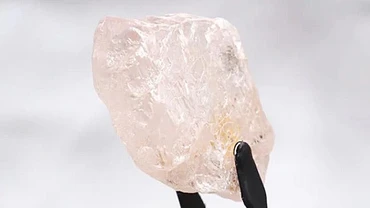 Phát hiện viên kim cương hồng quý hiếm